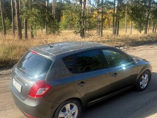 2010 Kia Ceed I Рестайлинг, серебристый, 850000 рублей, вид 4