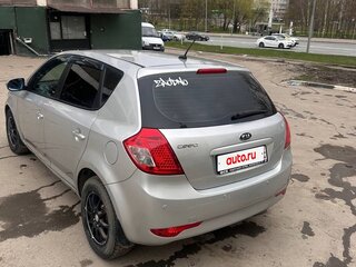 2010 Kia Ceed I Рестайлинг, серебристый, 570000 рублей, вид 3