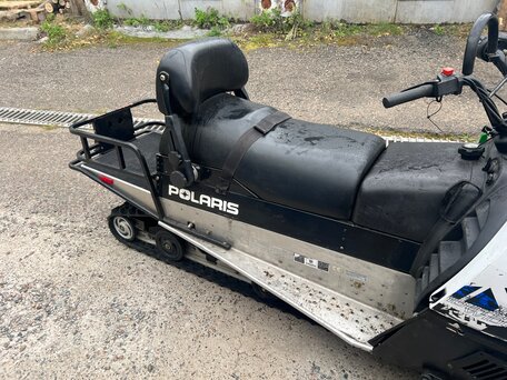 2009 Polaris Widetrak LX, белый, 660000 рублей, вид 4