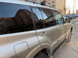 2005 Mitsubishi Pajero III Рестайлинг, бежевый, 800000 рублей, вид 5