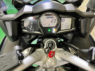 2018 Yamaha FJR1300, серый, 1100000 рублей, вид 4