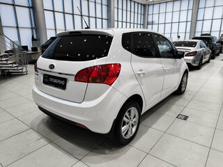 2015 Kia Venga I Рестайлинг, белый, 1220000 рублей, вид 5