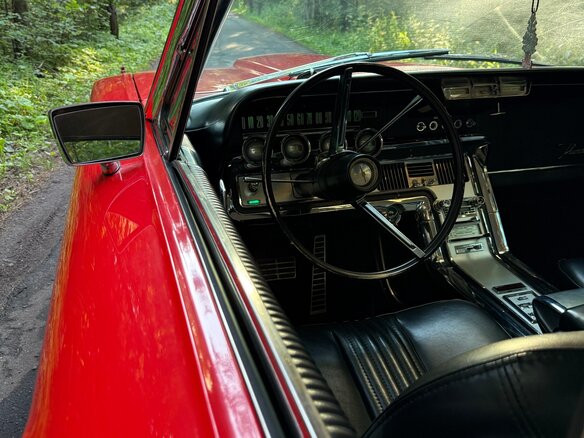 1964 Ford Thunderbird IV, красный, 6000000 рублей - вид 6