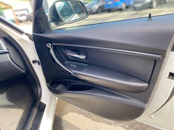 2016 BMW 3 серии 318i VI (F3x) Рестайлинг, белый, 1900000 рублей - вид 8