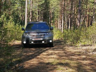 2008 Subaru Forester III, серебристый, 900000 рублей, вид 4