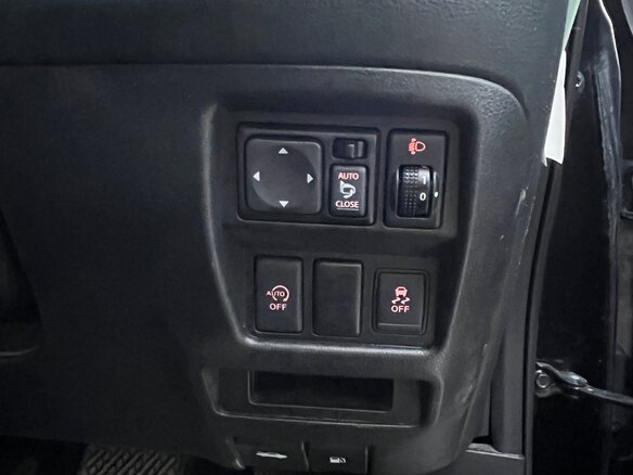 2015 Nissan Juke I Рестайлинг, чёрный, 1450000 рублей - вид 18