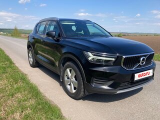 2021 Volvo XC40 I, чёрный, 2350000 рублей, вид 2