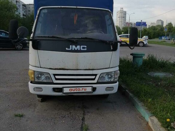 2007 JMC 1052, белый, 400000 рублей