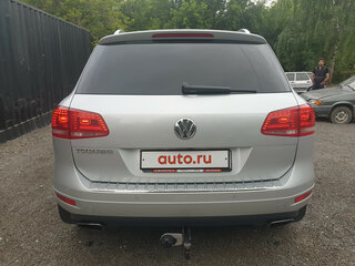 2013 Volkswagen Touareg II, серебристый, 1850000 рублей, вид 5