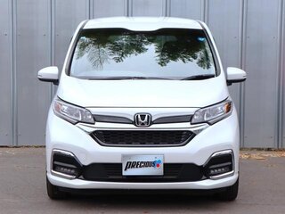2022 Honda Freed II Рестайлинг, белый, 1260000 рублей, вид 2