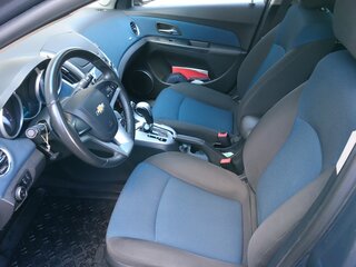 2013 Chevrolet Cruze I Рестайлинг, серый, 797000 рублей, вид 4