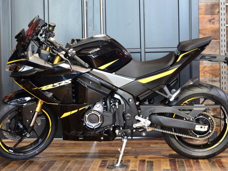 2026 Voge 525RR, чёрный, 577000 рублей, вид 2