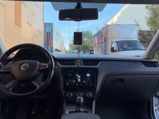 2014 Skoda Octavia III (A7), белый, 1400000 рублей, вид 5