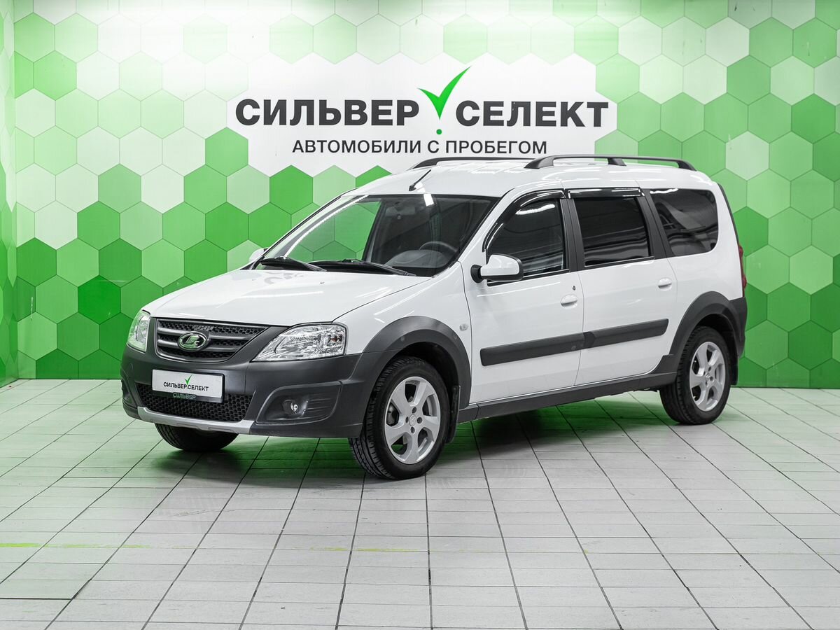 Открыть фотографии: Lada (ВАЗ) Largus I