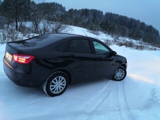 2018 Lada (ВАЗ) Vesta I, чёрный, 790000 рублей, вид 2