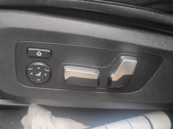 2019 BMW X5 40i IV (G05/G18), чёрный, 5300000 рублей - вид 28