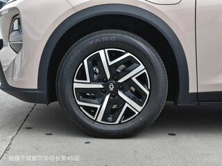 2026 Changan Qiyuan Q05 51.9 kWh II, серебристый, 2600000 рублей, вид 5