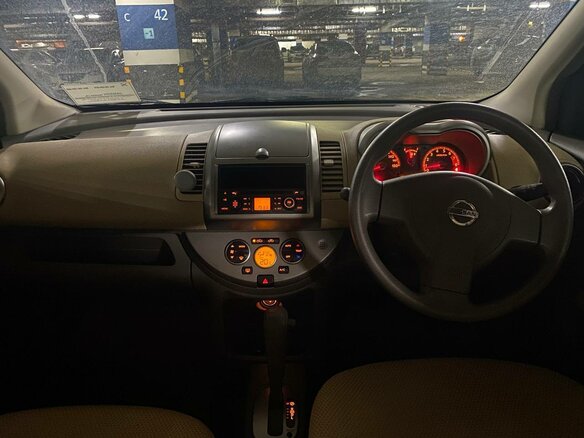 2005 Nissan Note I, золотистый, 700000 рублей - вид 28