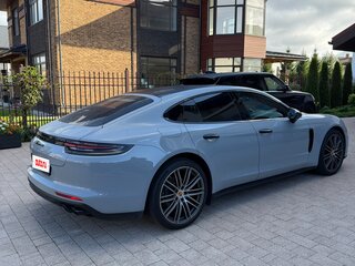 2018 Porsche Panamera 4S II, чёрный, 6800000 рублей, вид 3