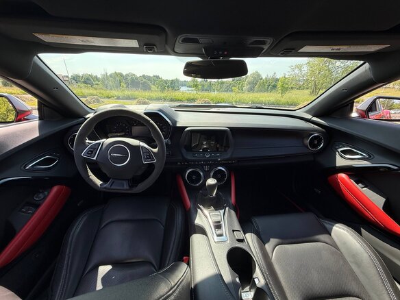 2020 Chevrolet Camaro VI Рестайлинг, красный, 2050000 рублей - вид 8