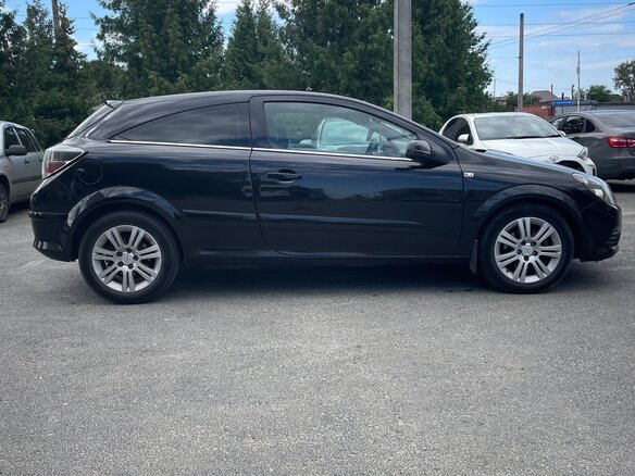 2007 Opel Astra GTC H Рестайлинг, чёрный, 350000 рублей - вид 3