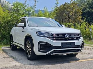2023 Volkswagen Tayron I Рестайлинг, белый, 2380900 рублей, вид 2