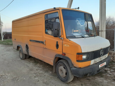 1988 Mercedes-Benz 408D, жёлтый, 300000 рублей, вид 3