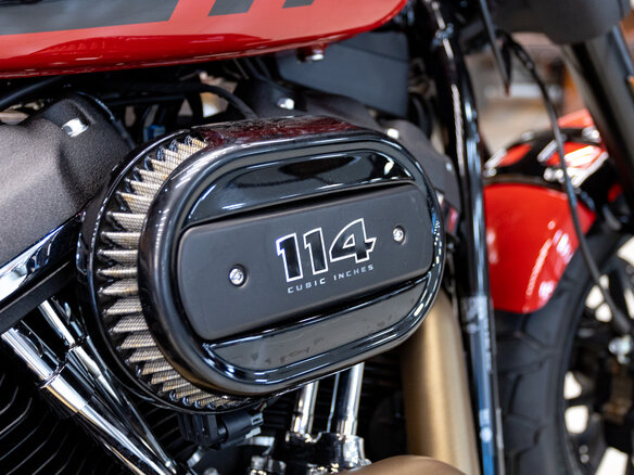 2024 Harley-Davidson Fat Bob, красный, 2700000 рублей - вид 5