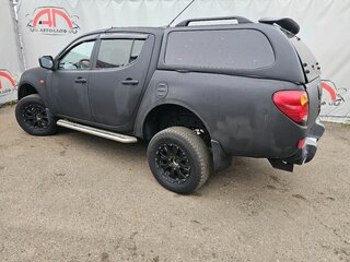 2010 Mitsubishi L200 IV, чёрный, 1099000 рублей, вид 3