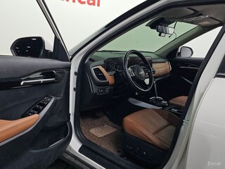 2023 Kia Seltos I Рестайлинг, белый, 1970000 рублей, вид 5
