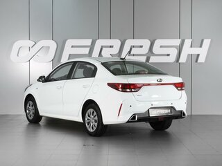 2021 Kia Rio IV Рестайлинг, белый, 1809000 рублей, вид 2
