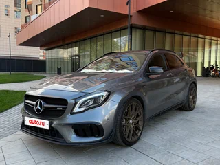 2017 Mercedes-Benz GLA AMG 45 AMG I (X156) Рестайлинг, серый, 2100000 рублей, вид 1