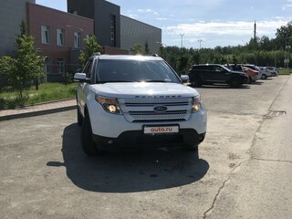 2014 Ford Explorer V, белый, 2209000 рублей, вид 4