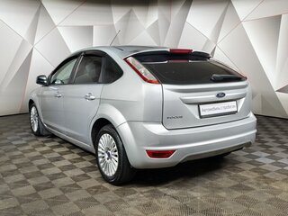 2011 Ford Focus II Рестайлинг, серебристый, 499000 рублей, вид 4