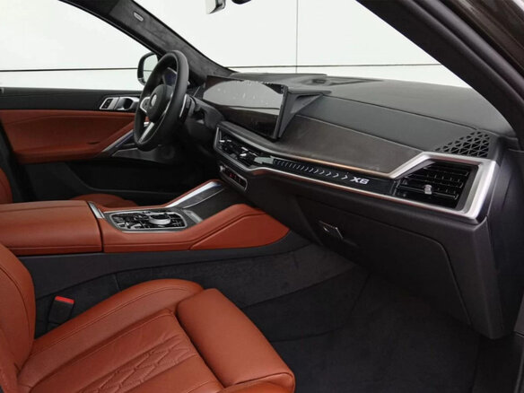 2025 BMW X6 40i III (G06) Рестайлинг, коричневый, 15400000 рублей - вид 7