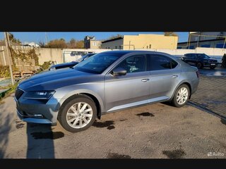 2016 Skoda Superb III, серый, 2200000 рублей, вид 5