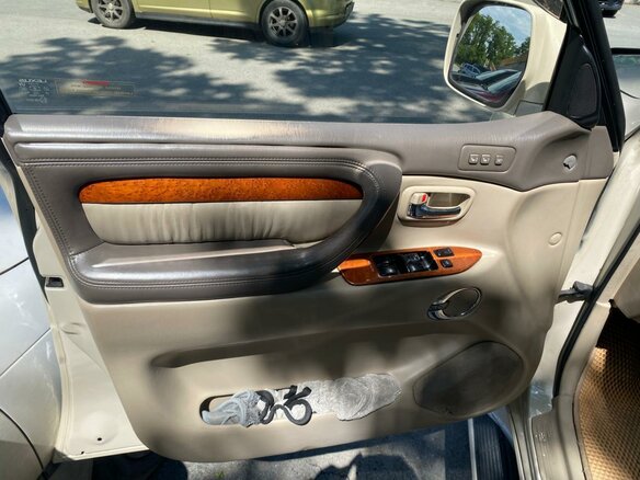 2003 Lexus LX 470 II Рестайлинг, бежевый, 2000000 рублей - вид 10