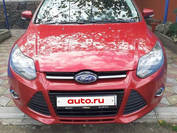 2012 Ford Focus III, красный, 870000 рублей - вид 2