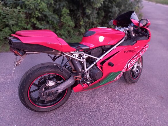 2004 Ducati 999, красный - вид 9