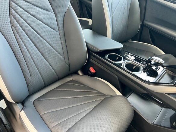 2026 Geely Atlas II, голубой - вид 11