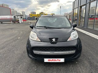 2009 Peugeot 107 I Рестайлинг, чёрный, 400000 рублей, вид 4