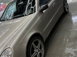 2004 Mercedes-Benz E-Класс 320 III (W211, S211), серый, 1530000 рублей, вид 3