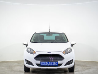 2015 Ford Fiesta Mk6 Рестайлинг, белый, 749000 рублей, вид 2