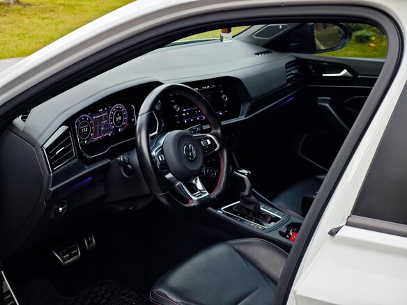 2021 Volkswagen Jetta GLI VII, белый, 2720000 рублей - вид 17