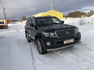 2013 Toyota Land Cruiser 200 Series Рестайлинг 1, чёрный, 3000000 рублей, вид 2