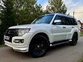 2019 Mitsubishi Pajero IV Рестайлинг 2, белый - вид 1