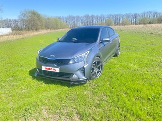 2020 Kia Rio IV Рестайлинг, серый, 1600000 рублей, вид 5