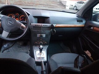 2005 Opel Astra H, серый, 330000 рублей, вид 5