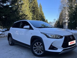 2022 Toyota Yaris L XP150 Рестайлинг, белый, 1920000 рублей, вид 4