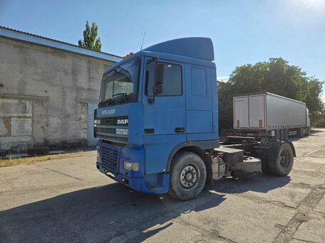1999 DAF 95XF, голубой, 960000 рублей, вид 1